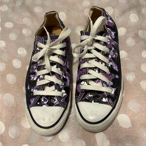 Converse Purple and Black Splatter Sneakers Size 8.5 - Gently worn